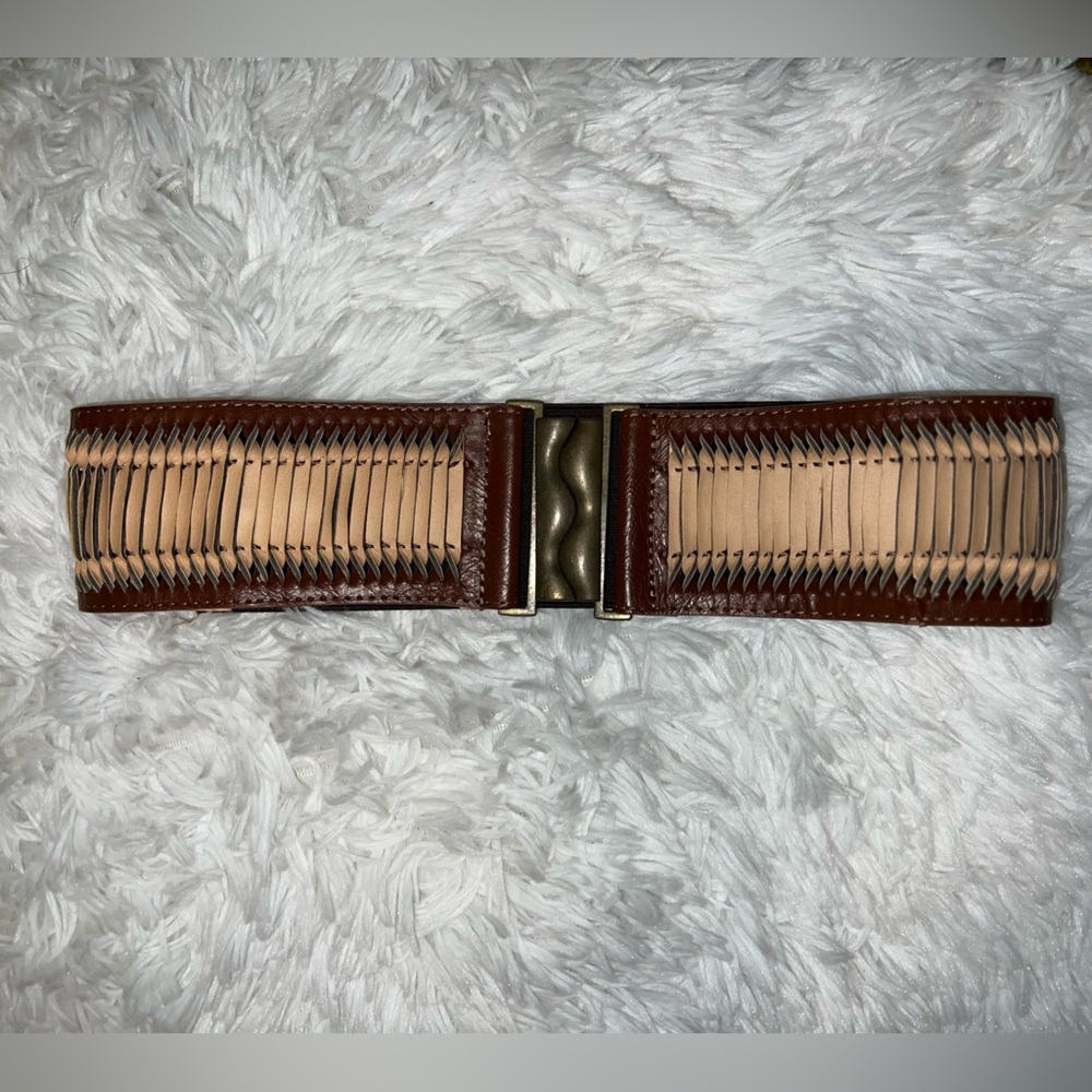 Cute waist belt from Buckle